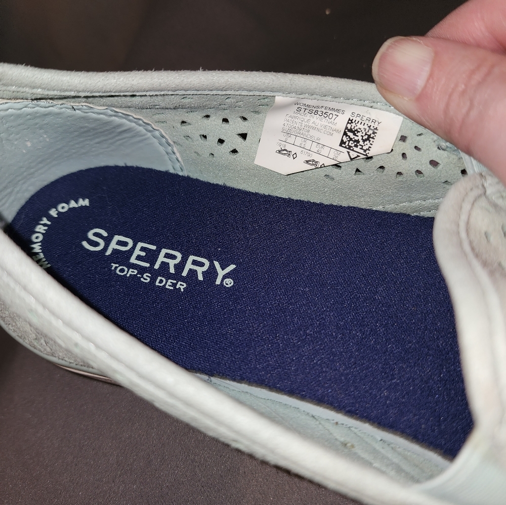 Sperry Gray Seaside Nautical Suede Cut Out Sneakers Size 9 - Preowned in Good - Picture 6 of 7